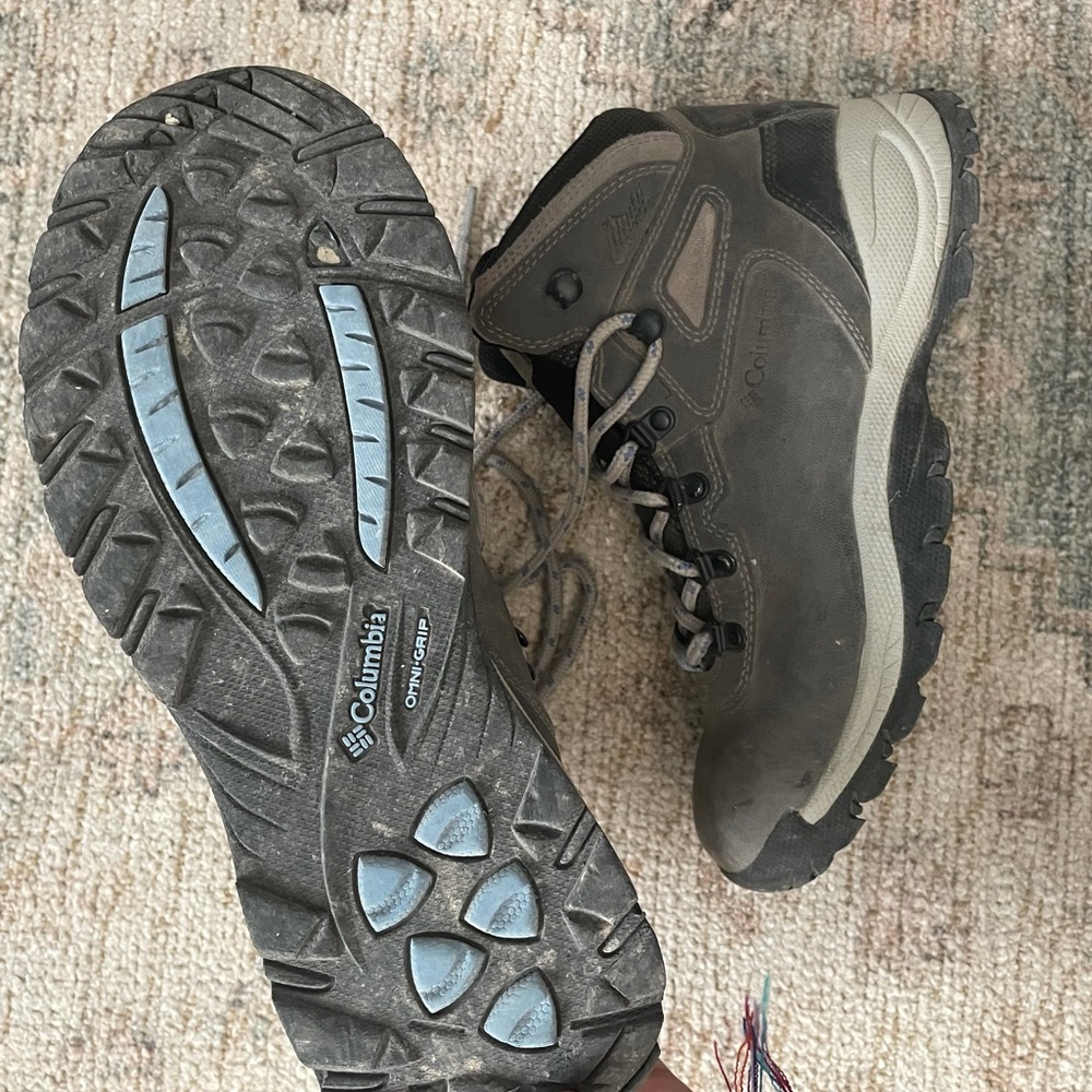 Columbia hiking boots